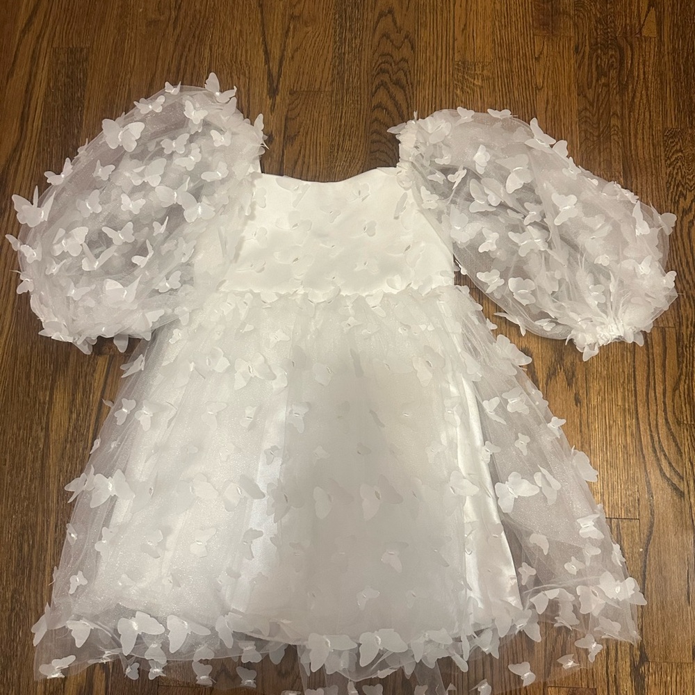 Tulleen White bell mariposa butterfly tulle dress Size 5/6